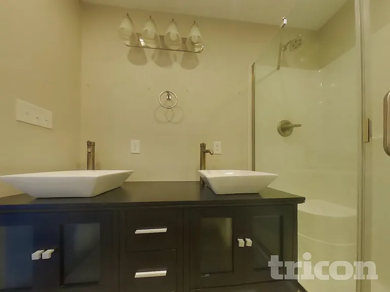 1202 Addison Ct — Photo 11