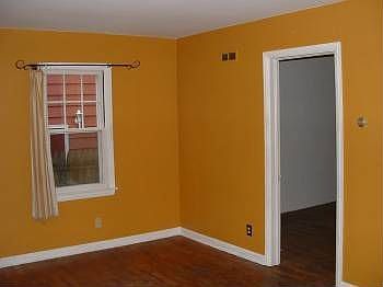 4th image of 617 S Fairview Ave