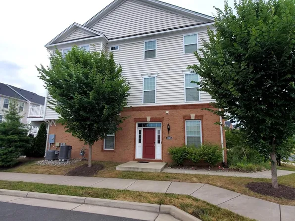 43023 Rosemount Woods Ter, Ashburn, VA 20148