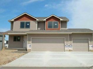155 SE Pleasant View Dr, Waukee, IA 50325
