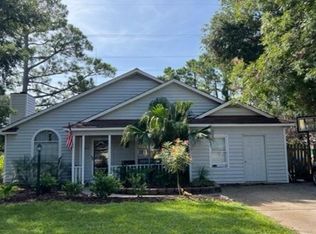 1219 Llewellyn Rd, Mount Pleasant, SC 29464