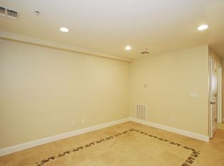 310 2nd St APT 1, Hoboken, NJ 07030