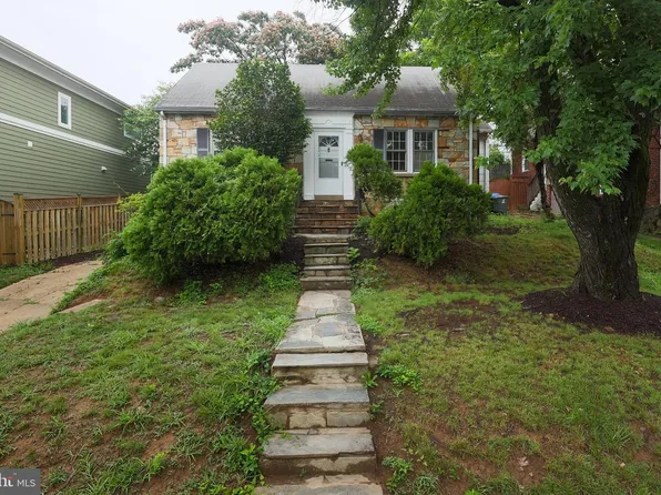 4827 16th Rd N, Arlington, VA 22207