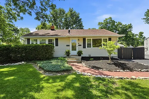 2257 Fishinger Rd Photo 1