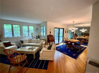 391 Trailsend Dr, Torrington, CT 06790