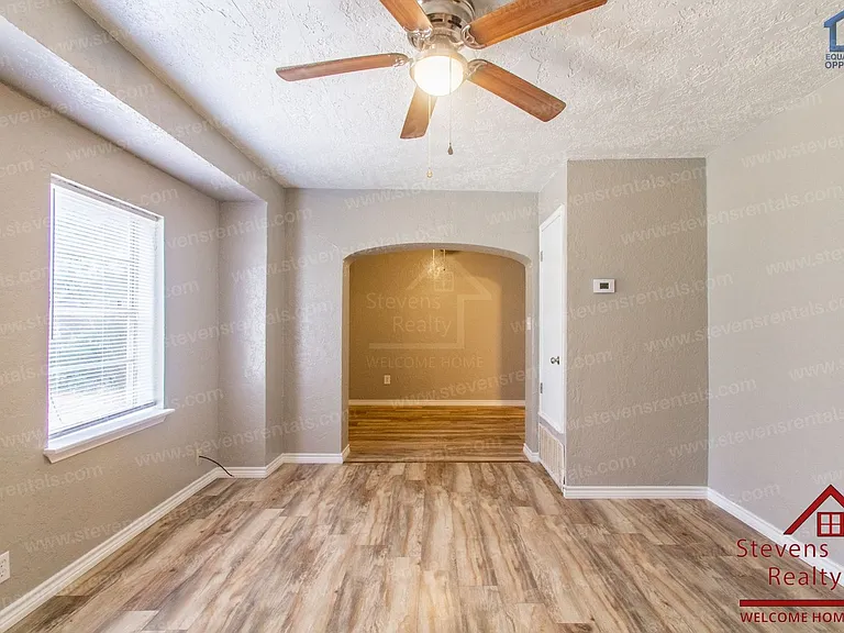 1303 NW Taylor Ave — Photo 30