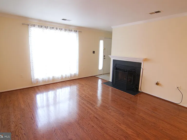 7718B Lexton Pl #102 — Photo 11