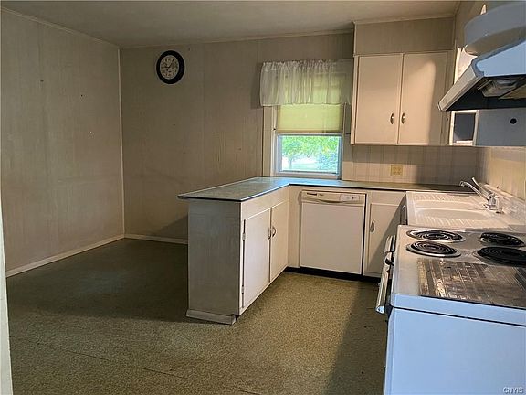 5th image of 106 E Noyes Blvd