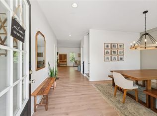 621 Stonehurst Ln, Canton, GA 30114