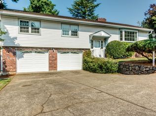 10977 SW Berkshire Pl, Portland, OR 97225