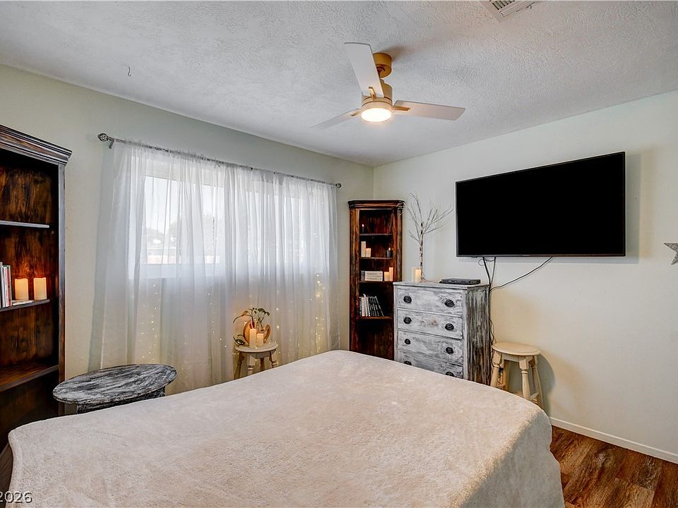 1st image of 1102 Arapaho Way