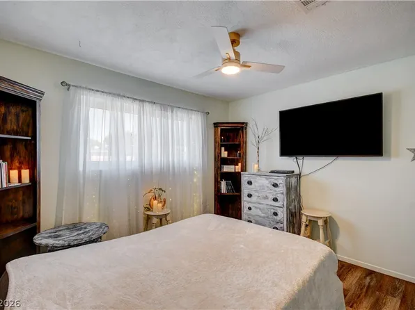 1102 Arapaho Way, Boulder City, NV 89005