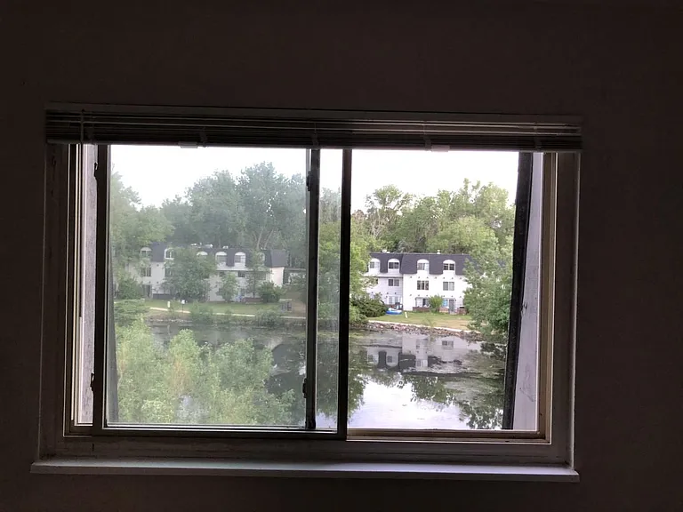 E Highline Cir — Photo 7
