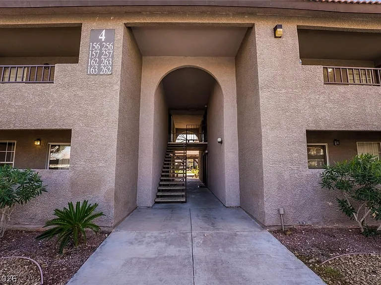 2606 S Durango Dr #256 — Photo 2