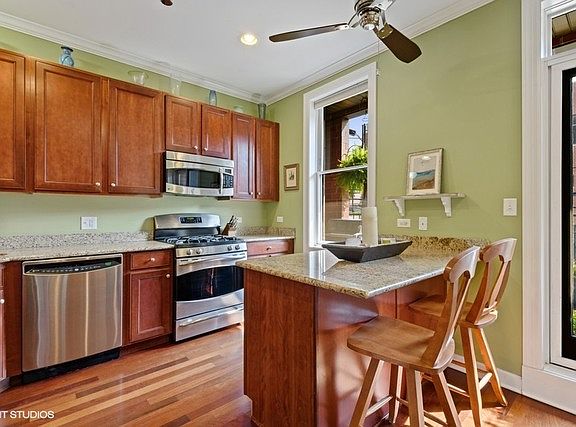 3rd image of 5003 N Lincoln Ave APT 3