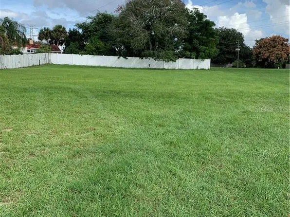 5643 Bay Side Dr, Orlando, FL 32819