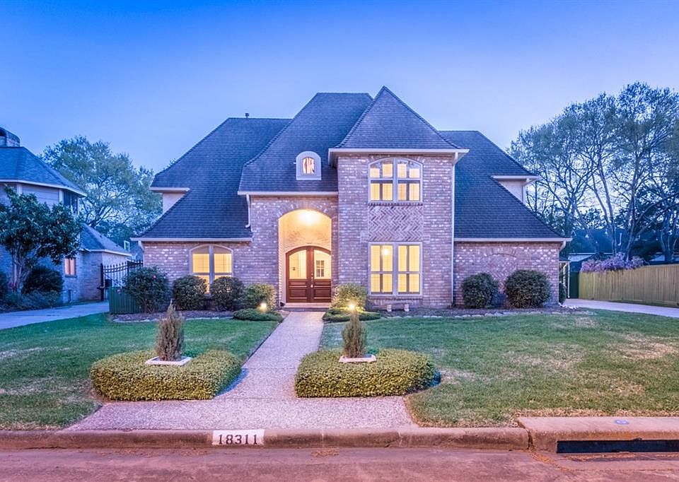 1st image of 18311 Longmoor Dr