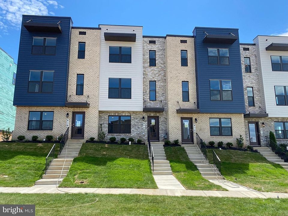 Exterior of end unit townhome.