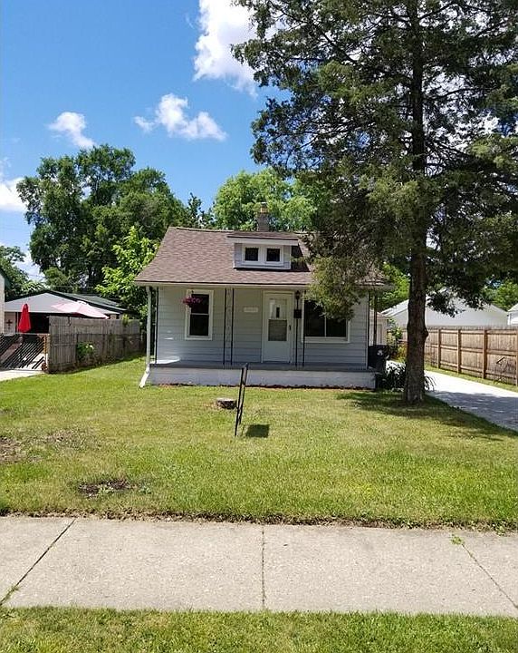 1st image of 26825 Normandy St