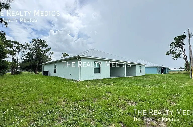 4167 Hammock Rd — Photo 44