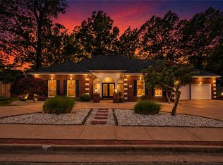 3 David Dr, Bentonville, AR 72712