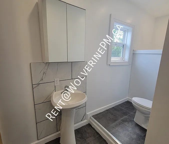 2077 S Main St #2 — Photo 7