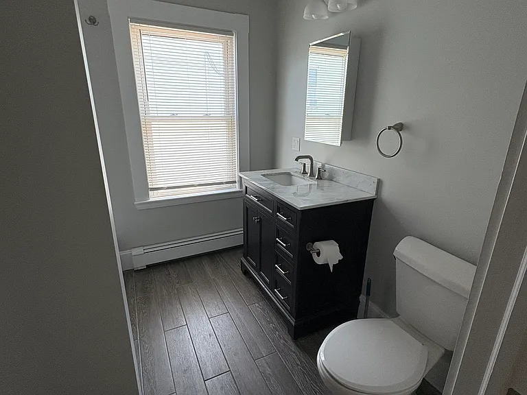 29 Arthur St #2 — Photo 14