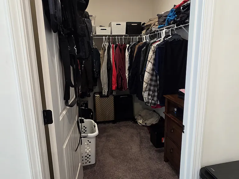MASTER CLOSET