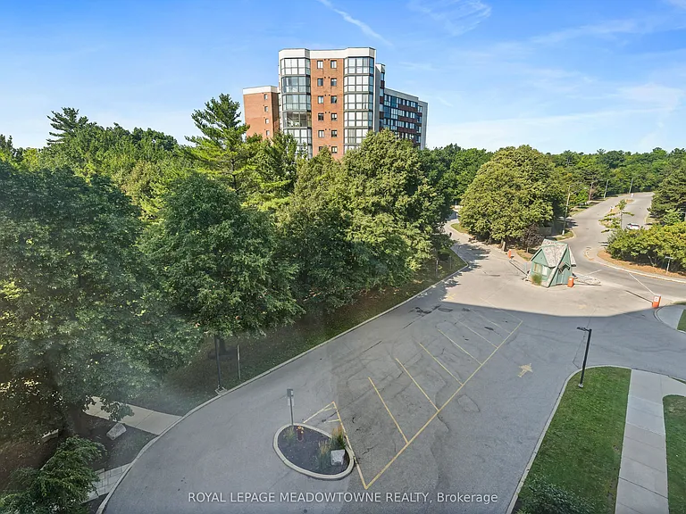 1230 Marlborough Ct #506 — Photo 37