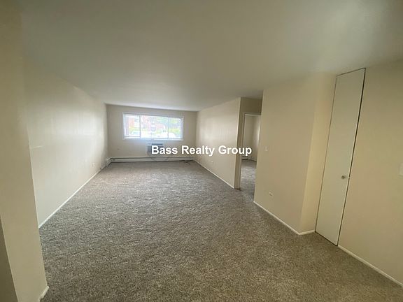 3rd image of 8529 Lotus Ave #114