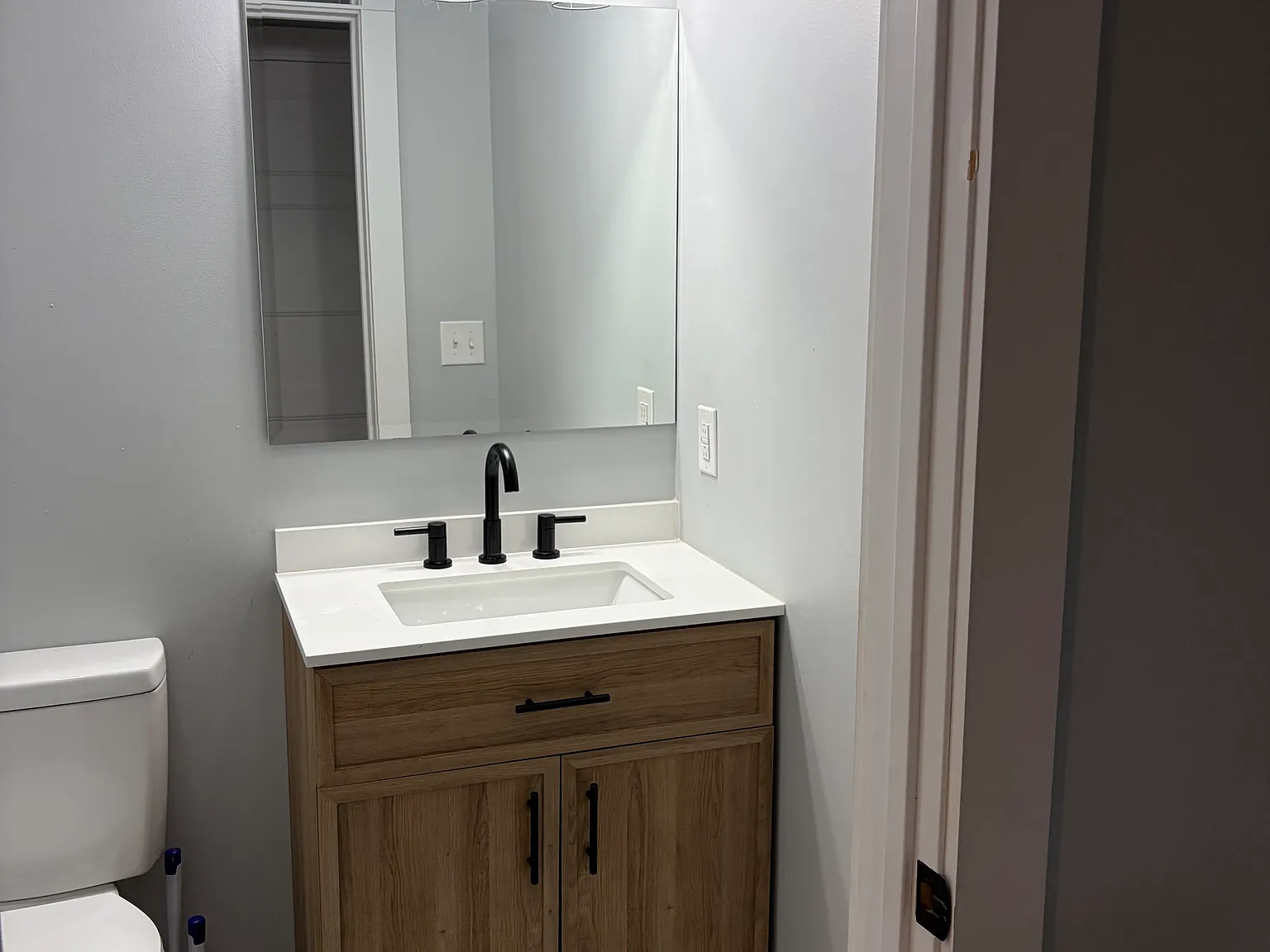 3 bed, 2.5 bath, 1512 sqft, $2,160 — Photo 2