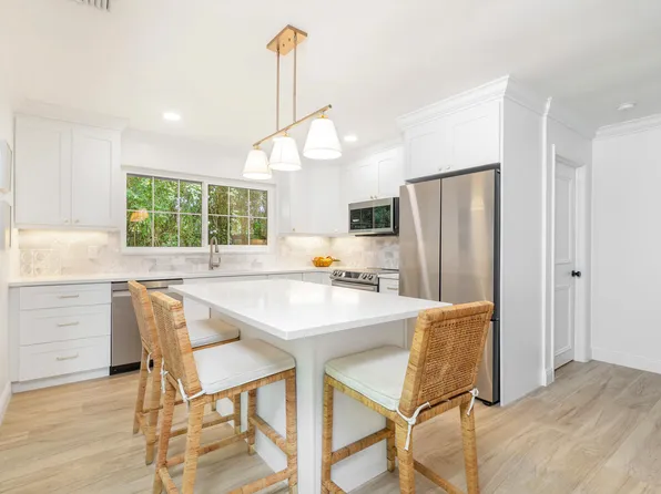 410 Pine Tree Court, Atlantis, FL 33462
