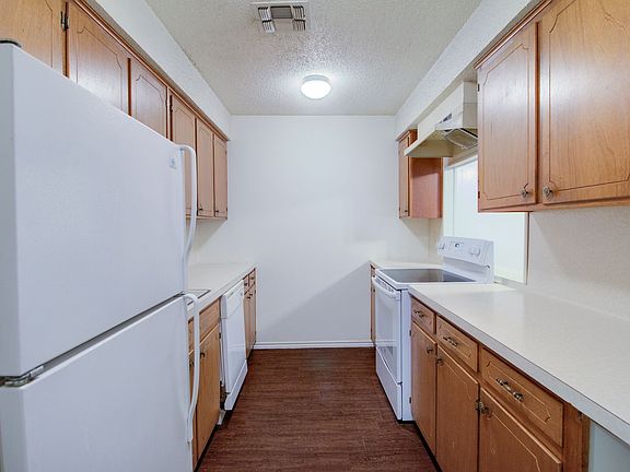 5th image of 509 Parkside Dr