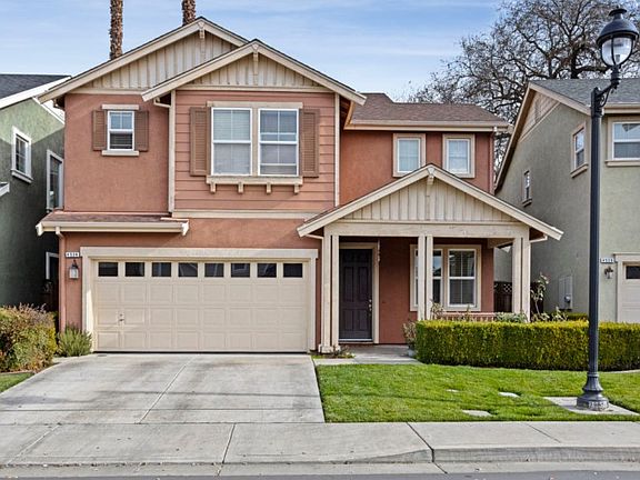 2nd image of 4536 Oakfield Dr