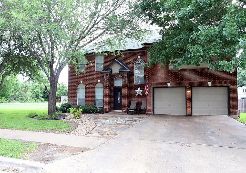 1st image of 1107 Maplewood Dr