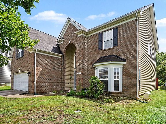 3rd image of 4106 Barclay Forest Dr
