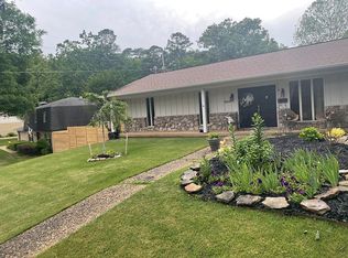 3216 Millbrook Rd, Little Rock, AR 72227