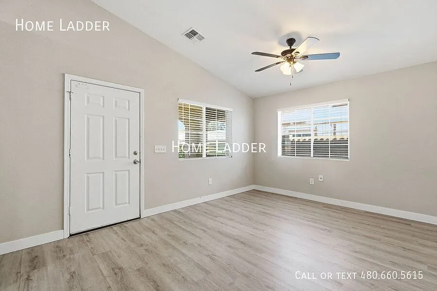 Room to Spread Out 4 Bed, 2 Bath Home in Casa Grande — Photo 3
