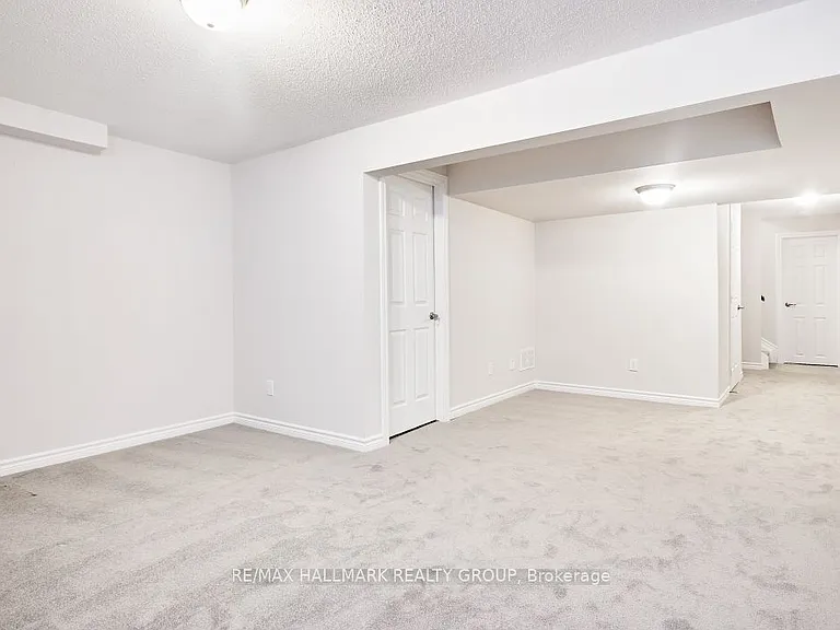 221 Merak Way — Photo 34