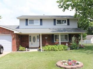 1940 Angie Ln, Anderson, IN 46017