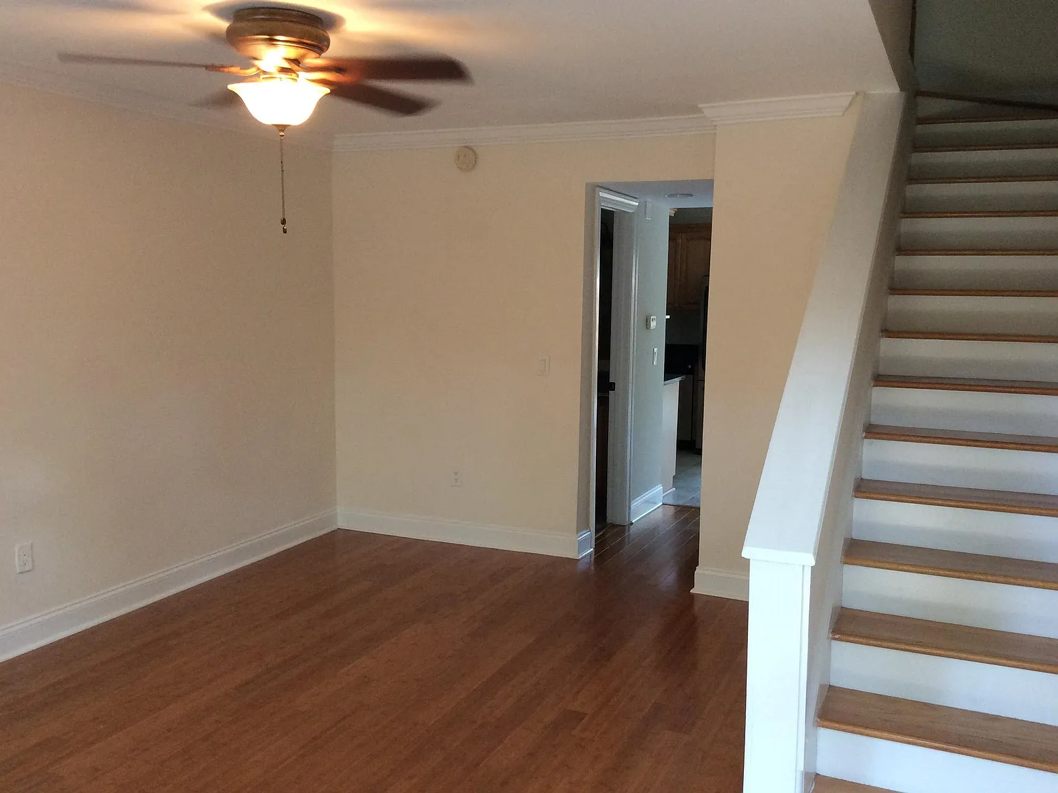 2 bed, 1.5 bath, 931 sqft, $2,750 — Photo 3