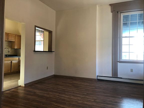 living room looking into kitchen