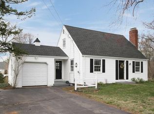 8 Pine Tree Ln, Glastonbury, CT 06033