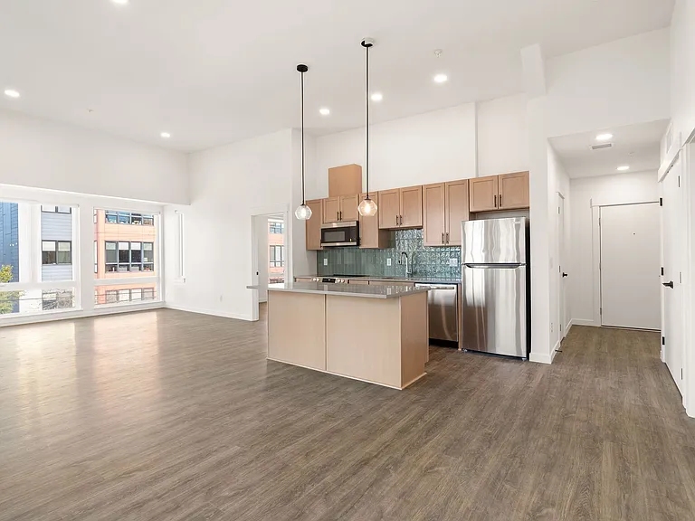 2515 SE 30th Ave — Photo 14