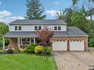 39 Maple Ave, Demarest, NJ 07627
