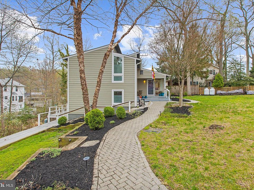 1st image of 2642 Queen Anne Cir
