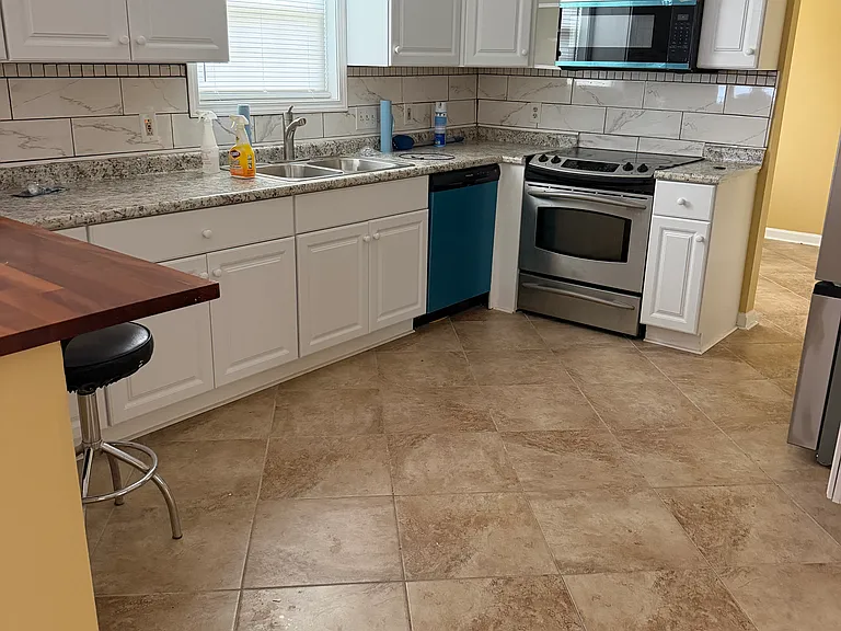 3400 Tall Timbers Cir NW — Photo 8