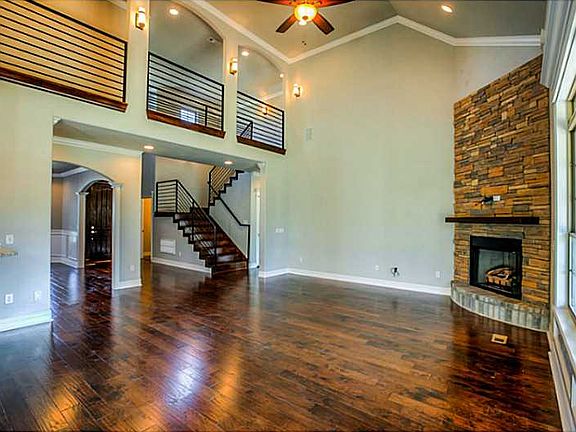 3rd image of 1703 Mystic Ave