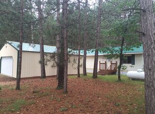 N6739 S 6th St, Crivitz, WI 54114