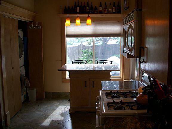 4th image of 2961 Ed Creighton Ave